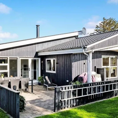 Restored Summercottage Close To The Seabeach Сasa de vacaciones *