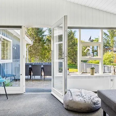 Restored Summercottage Close To The Seabeach * Lønstrup