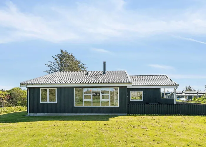 Restored Summercottage Close To The Seabeach * Lønstrup